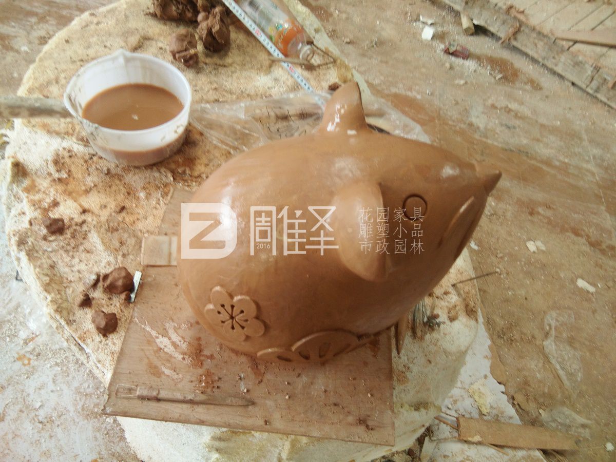 香港商場(chǎng)鼠年可愛(ài)老鼠雕塑(圖2)