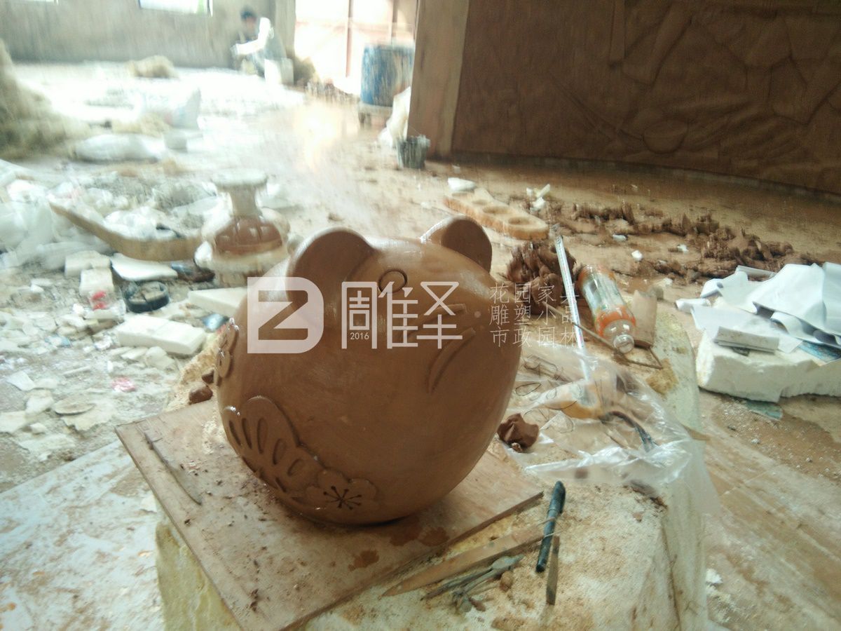 香港商場(chǎng)鼠年可愛(ài)老鼠雕塑