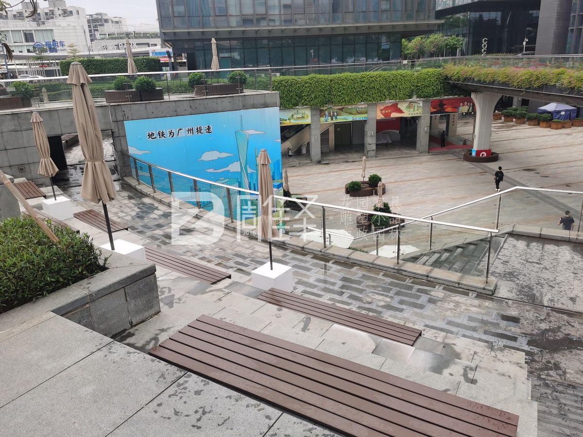 廣州萬(wàn)盛廣場(chǎng)塑木戶(hù)外花園家具圍樹(shù)椅(圖6)