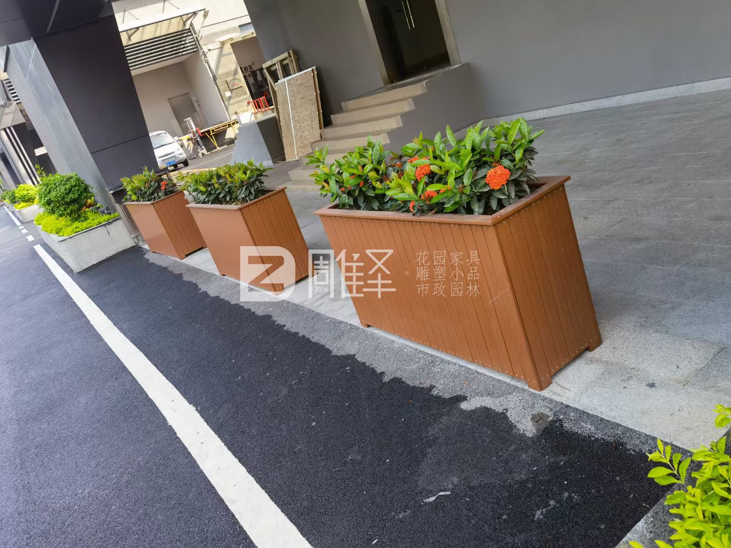 黃埔萊迪科技園區戶(hù)外塑木/生態(tài)木花箱