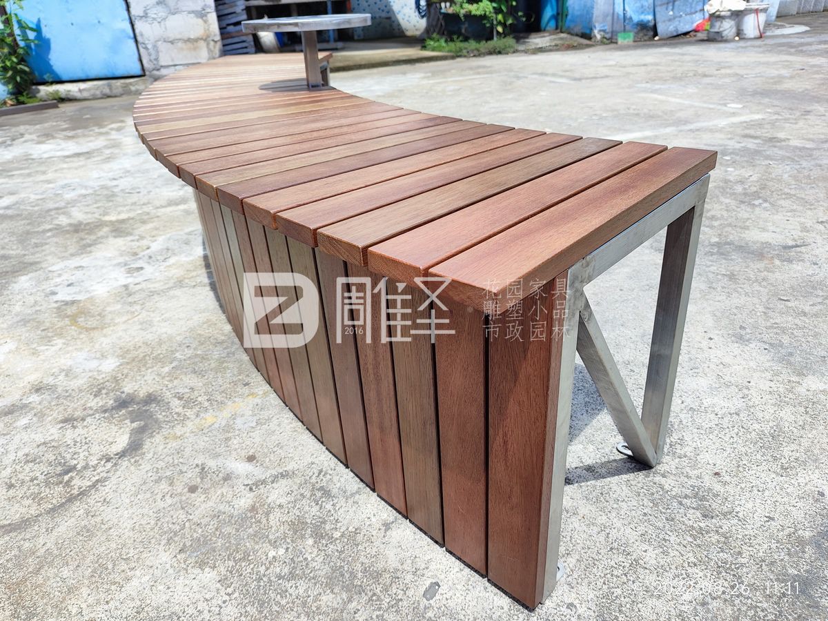 深圳Opower商業(yè)廣場(chǎng)JPG奶茶店現場(chǎng)定制鋼結構實(shí)木椅(圖9)